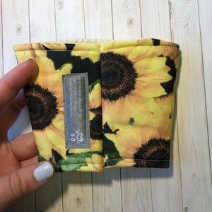 sunflower koozie